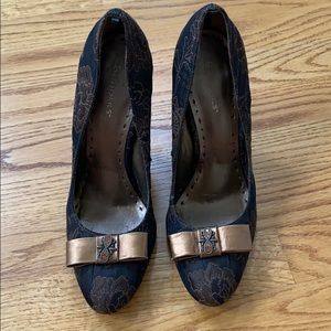 BCBG girls Tapestry Heels